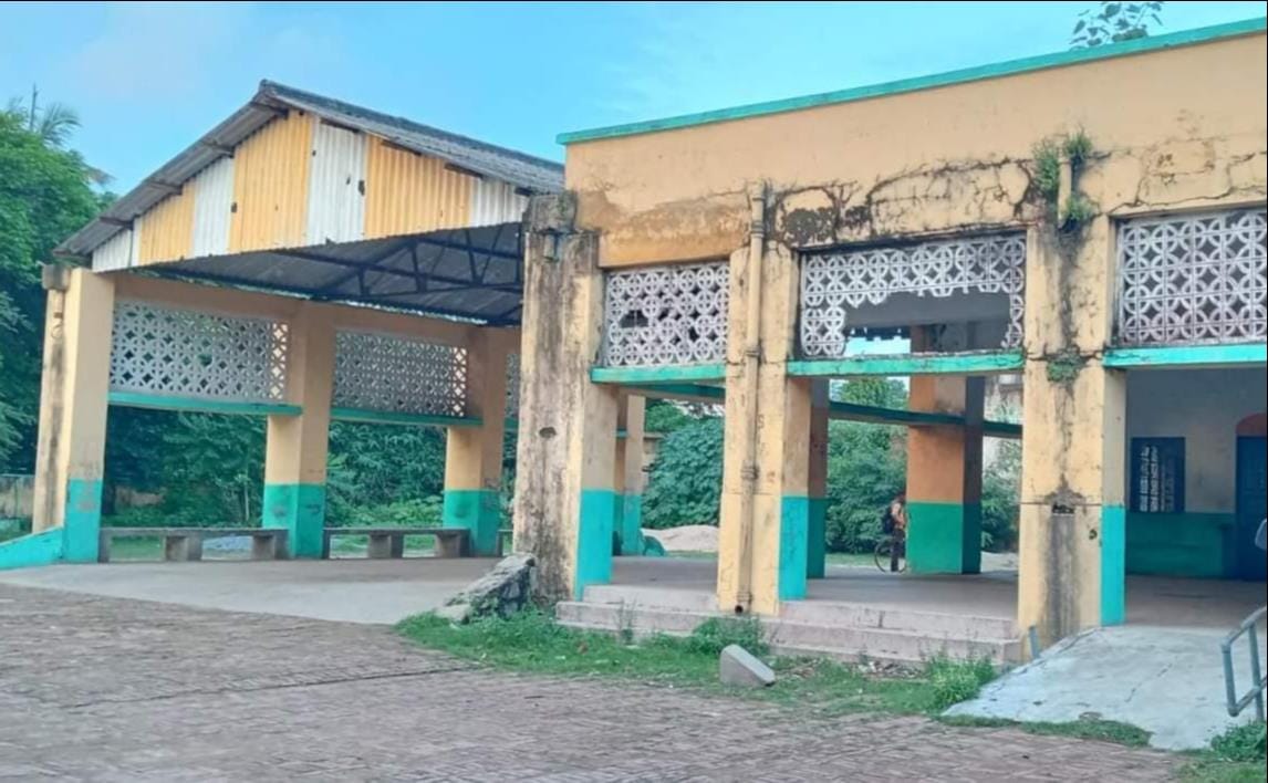 बसों के बिना सूना पड़ा चकिया का रोडवेज परिवहन स्टेशन। संवाद