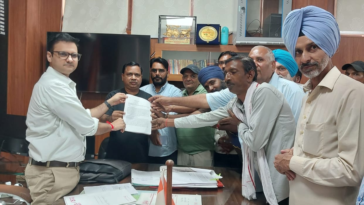 Demand to include Nai Basti in the panchayat before the panchayat elections