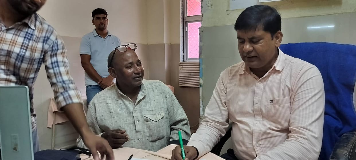 Fluctuating weather leads to a rise in fever patients in Phulpur.