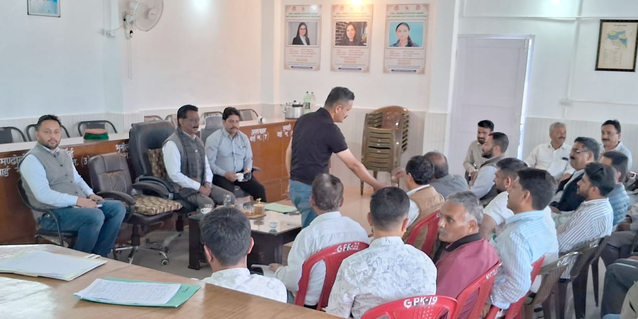 Congress workers raised the issues of Kumarsain