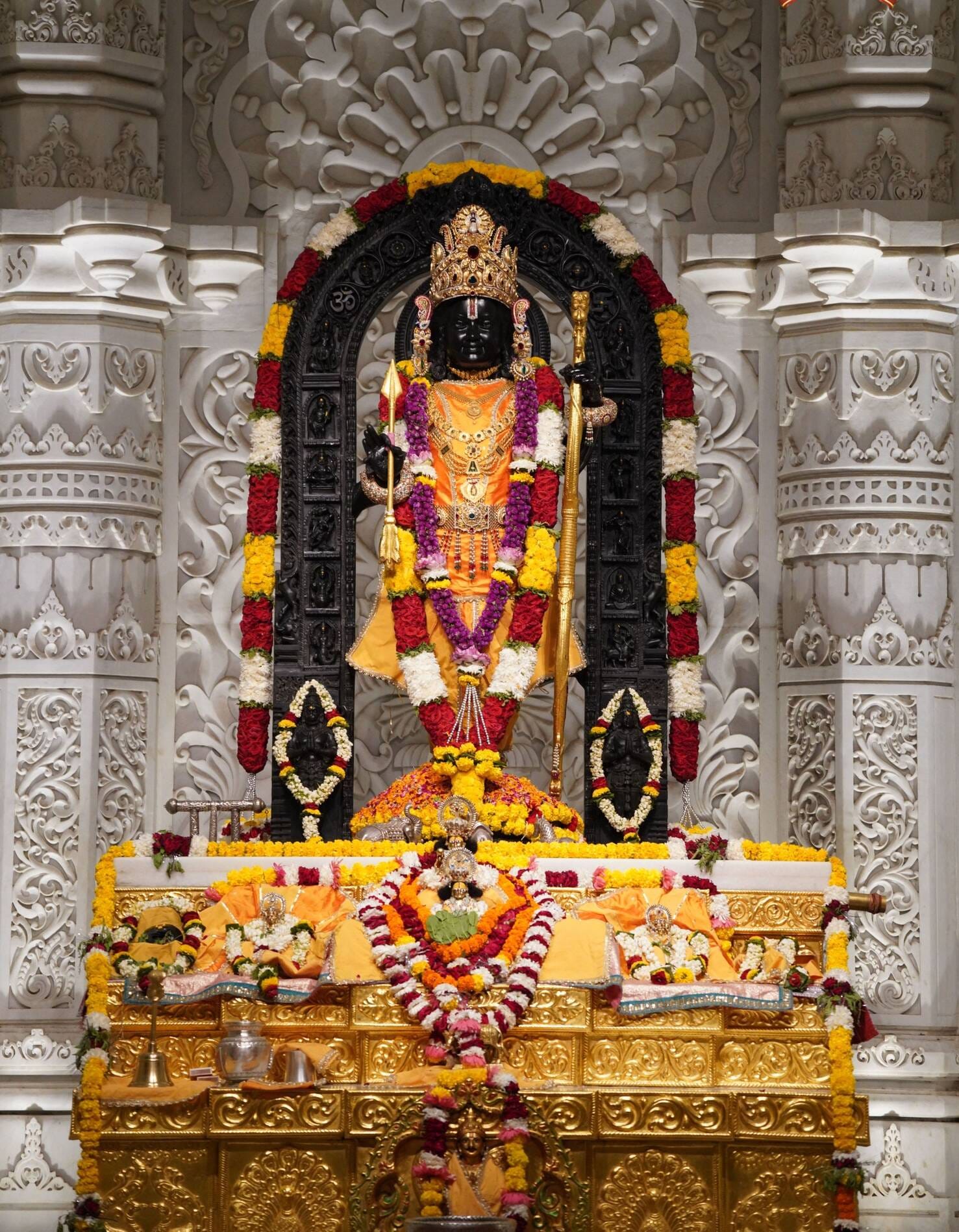 रामलला का भव्य विग्रह।