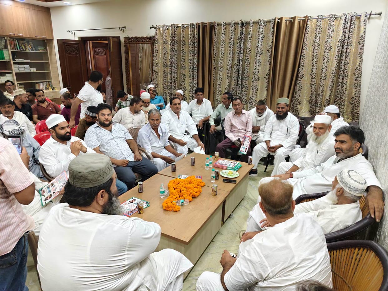 Discussed preparations for the event in memory of former President Abdul Kalam.