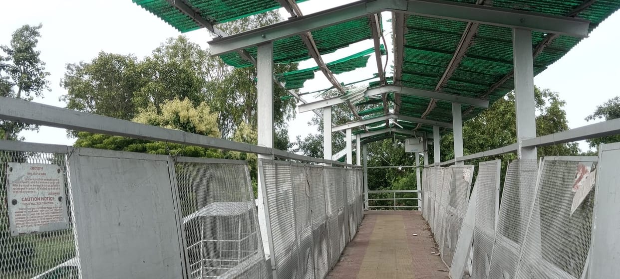 3 stations in the district earn Rs 2.25 crore every month... no water, no seats, no toilets.