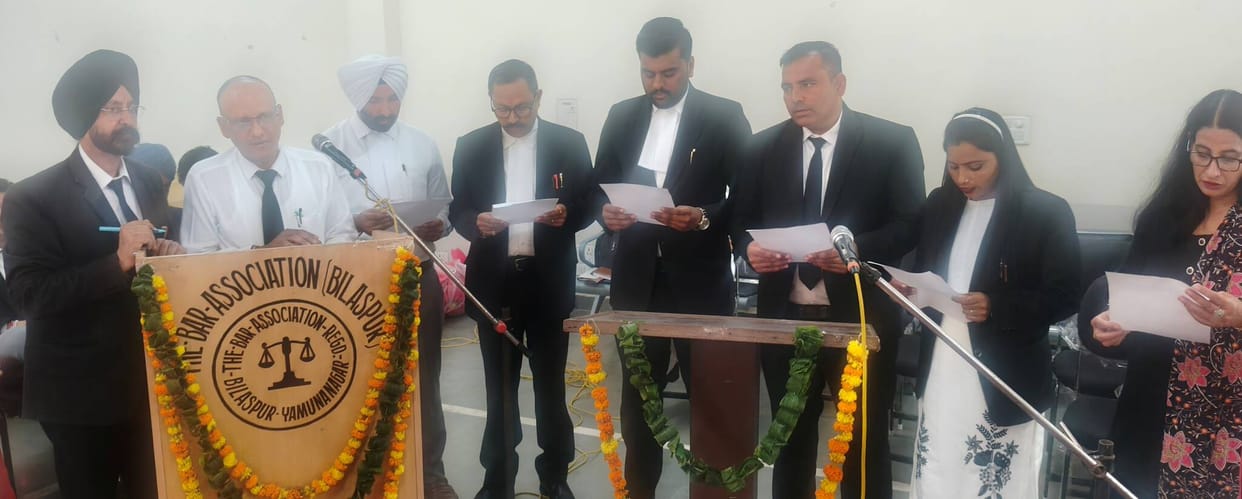 New executive committee of Vyaspur Bar takes oath