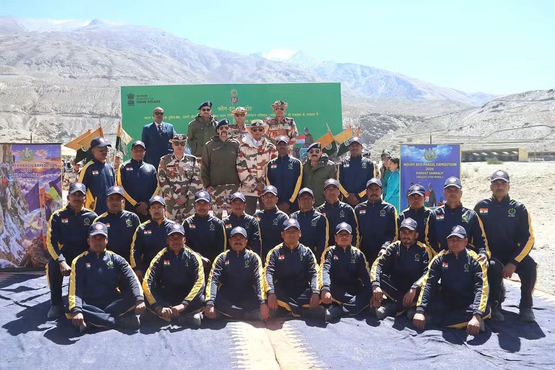 वास्तविक नियंत्रण रेखा की अग्रिम चौकियों पर पहुंचे गृह राज्य मंत्री नित्यानंद राय आईटीबीपी के ज
