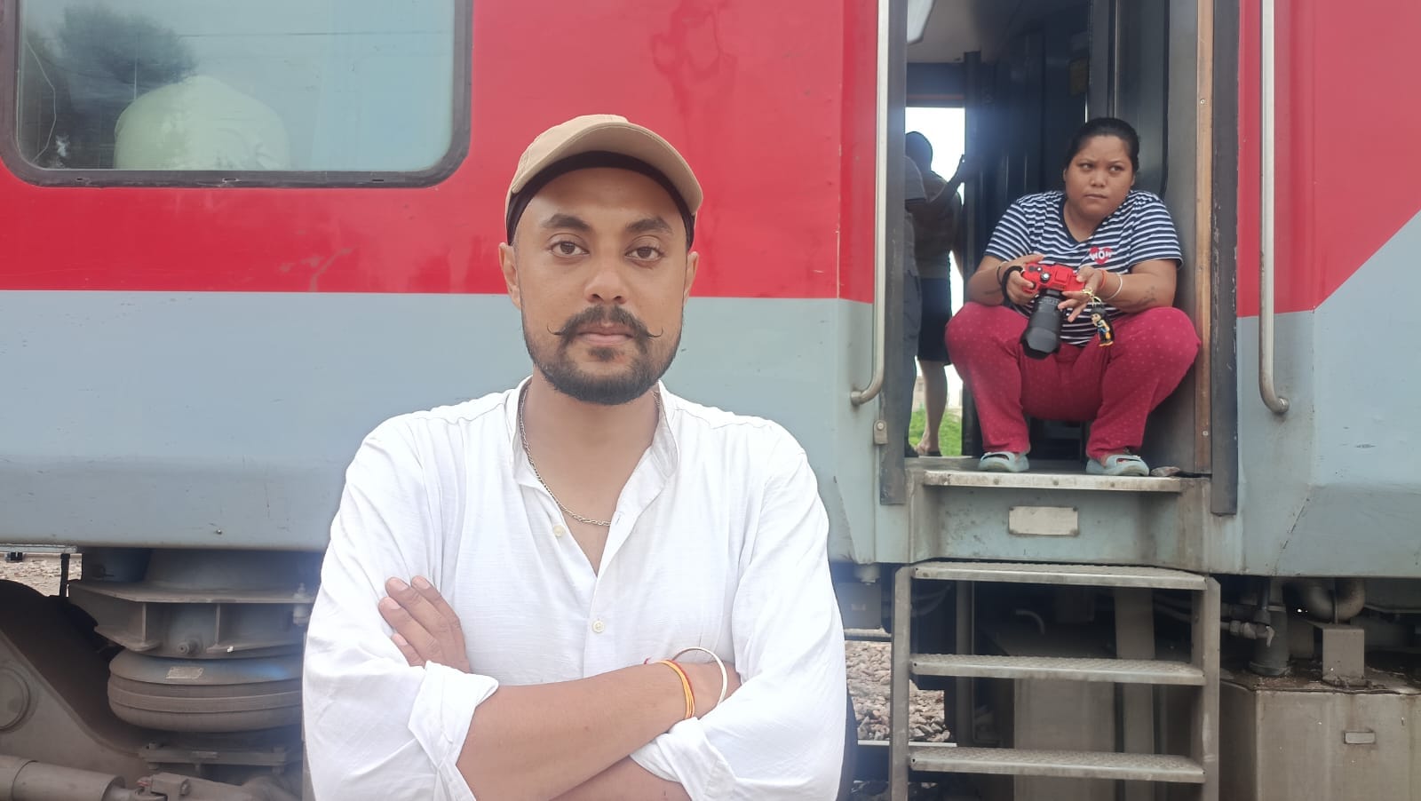 यात्री हरसिमरन। संवाद