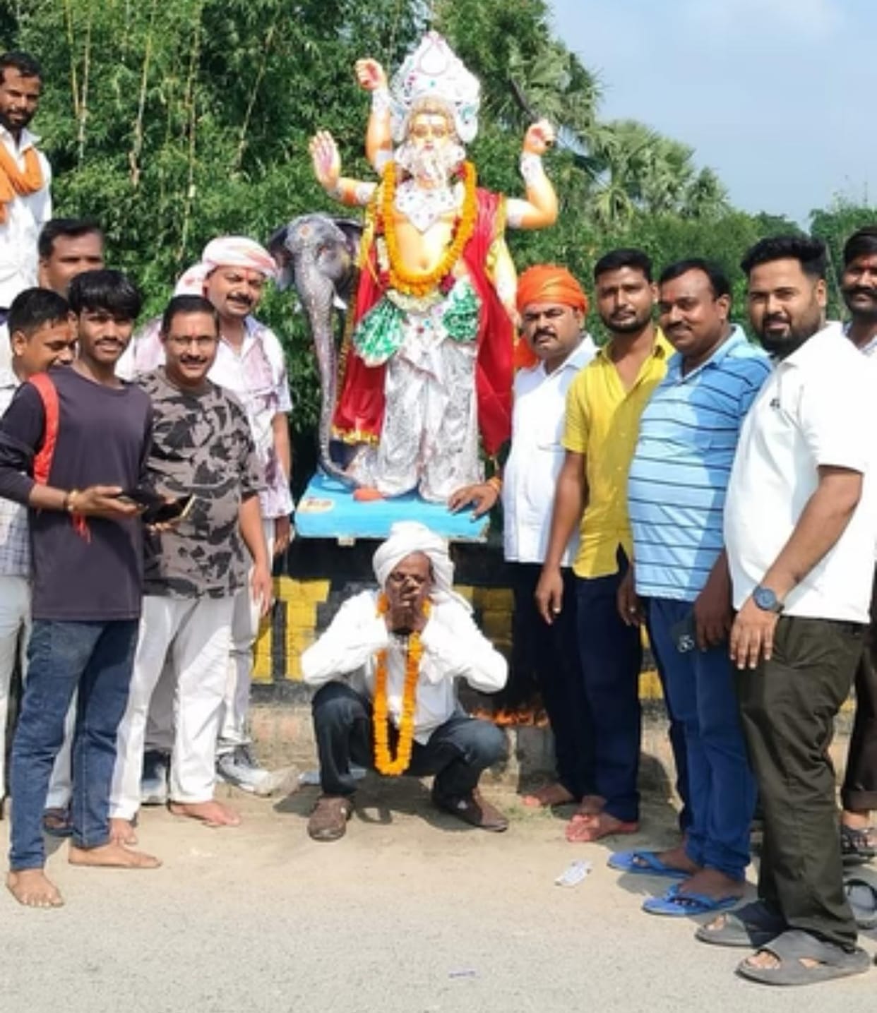 Ganesh idols were immersed in the pond near Kali temple
