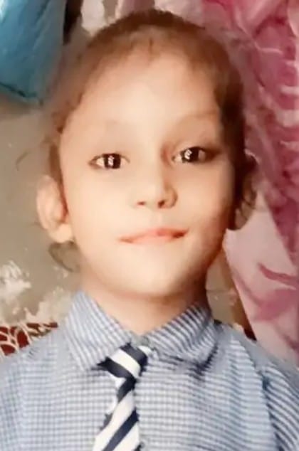 बांसडीहरोड में हुए सड़क हादसे सिकन्दरपुर थाना क्षेत्र के खरीद गांव निवासी मृतका वर्षा। फाइल फोट