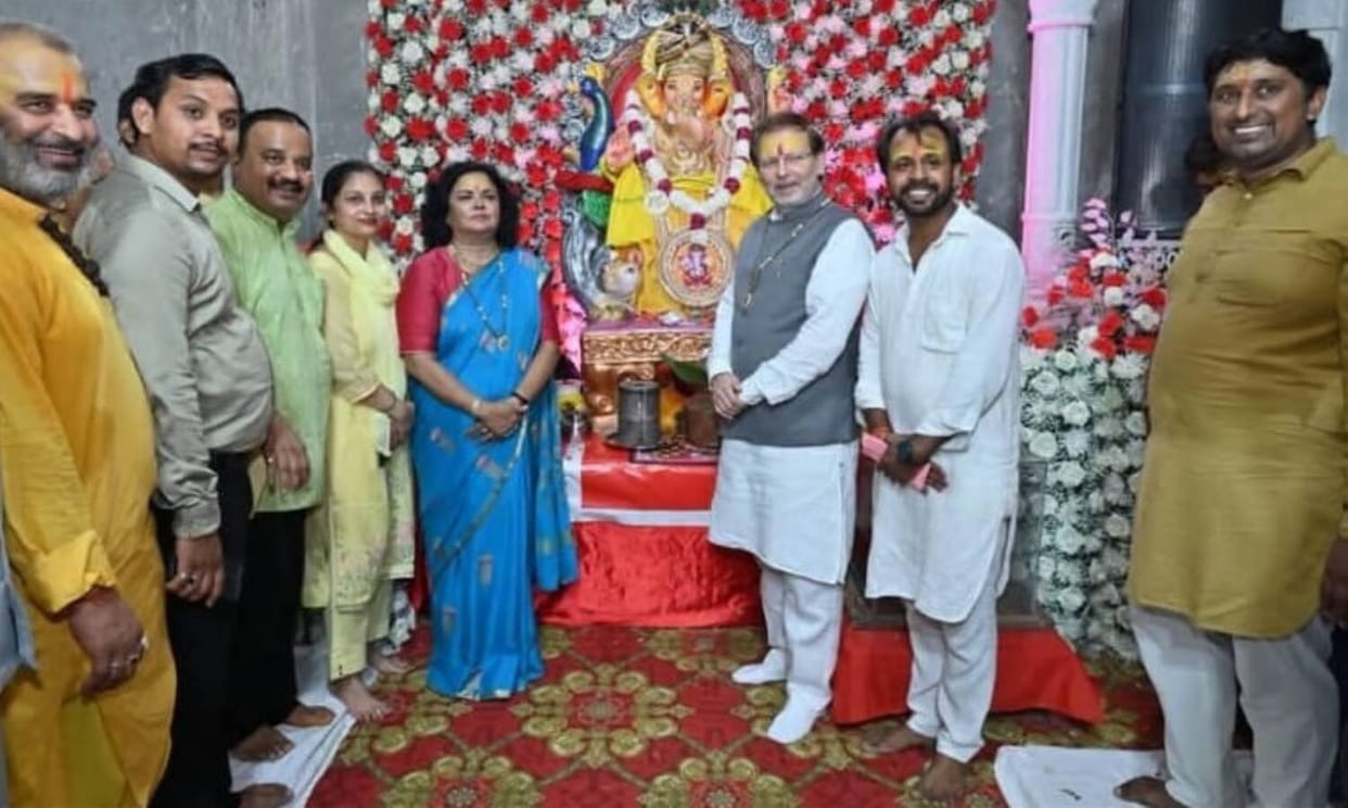 Minister Arvind Sharma attended the Ganesh Mahotsav.