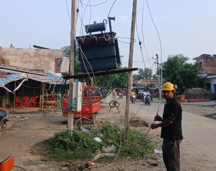 The transformer installed four days ago blew out as soon as it was charged.