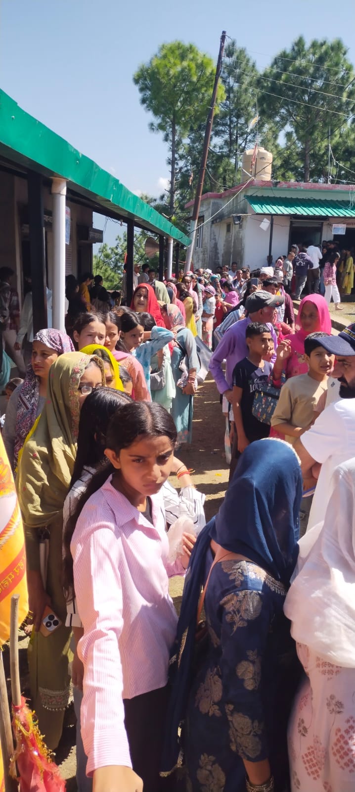 कुंजर महादेव मंदिर पाथका में उमड़ी भक्तो की भीड़ : संवाद