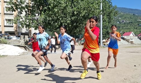 Ishant and Kusum named best runners.