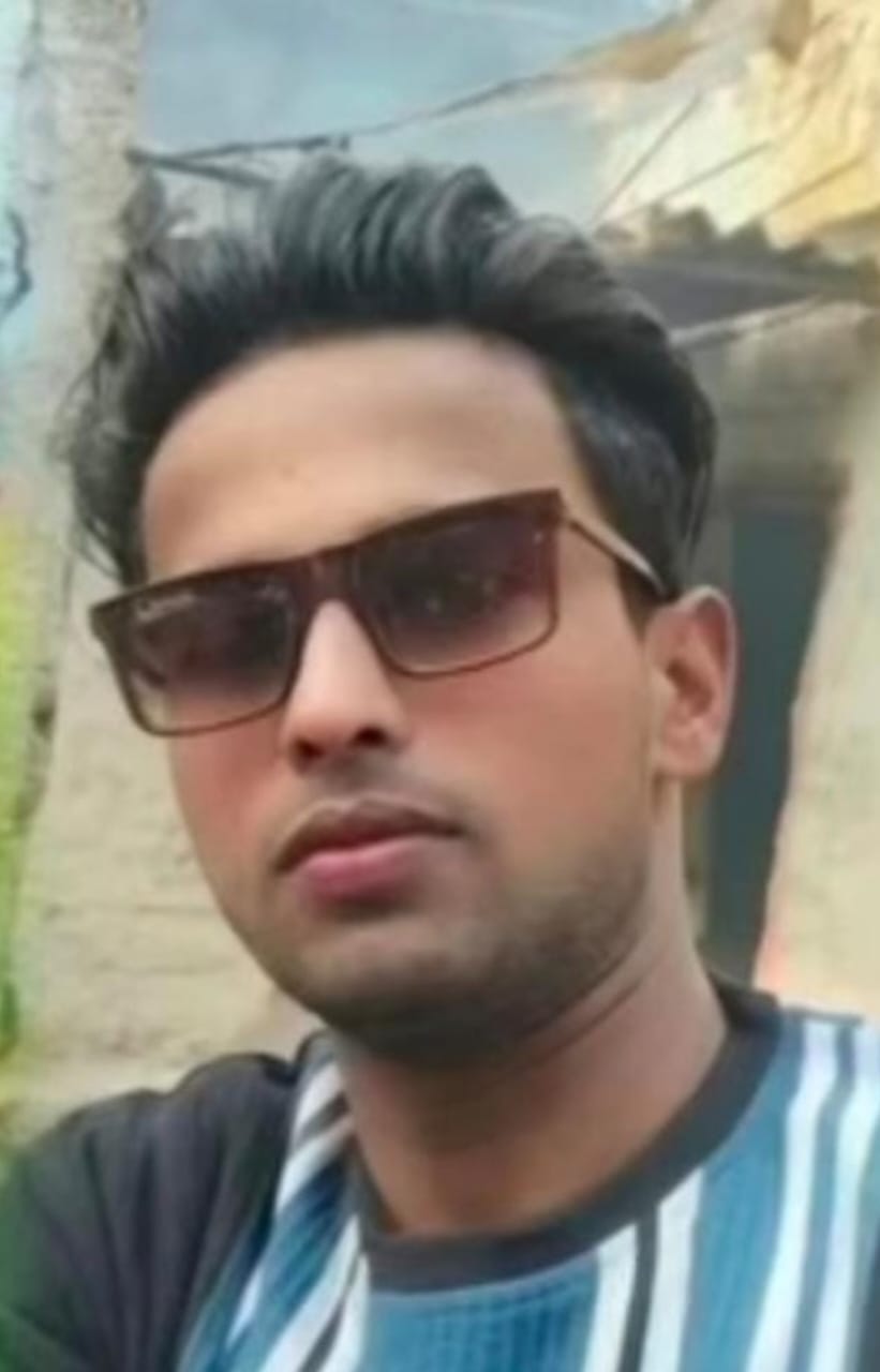 मृतक स्वागत राजभर की फाइल फोटो