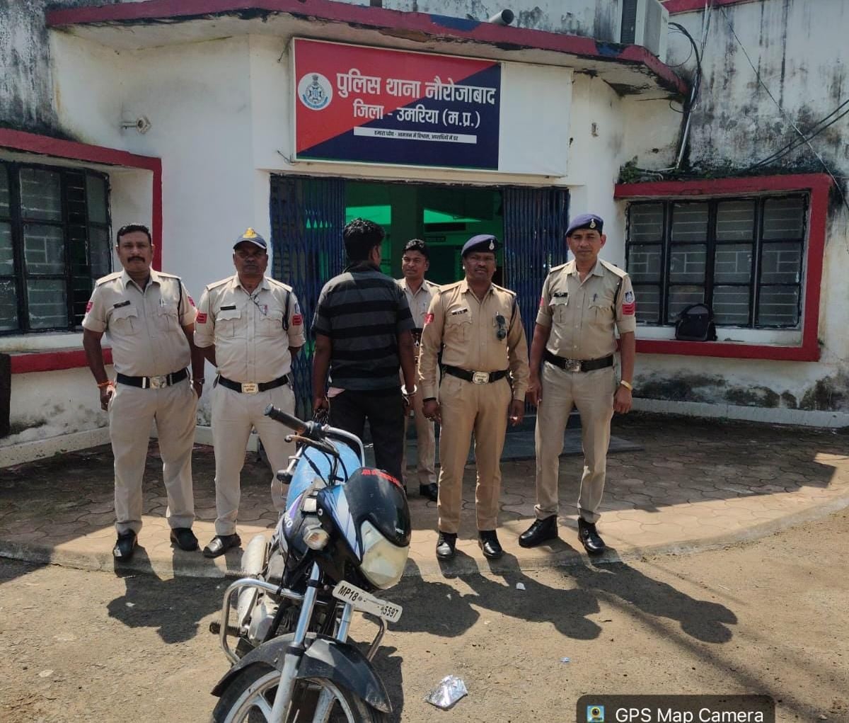 उमरिया: पेट्रोल के लिए छोड़ी बाइक, लौटकर देखा तो गायब; नौरोजाबाद पुलिस ने चोरी का खुलासा कर आरोपी दबोचा
