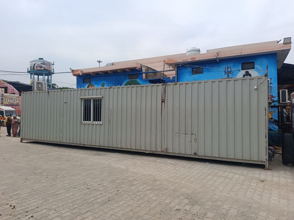 Container saves 15 lakh in Swiss cottage construction costs.