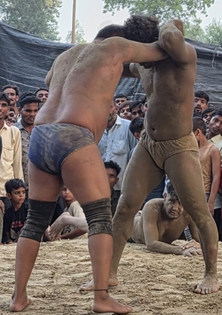 Chimchim, Babar, and Ajmeri won their wrestling bouts.