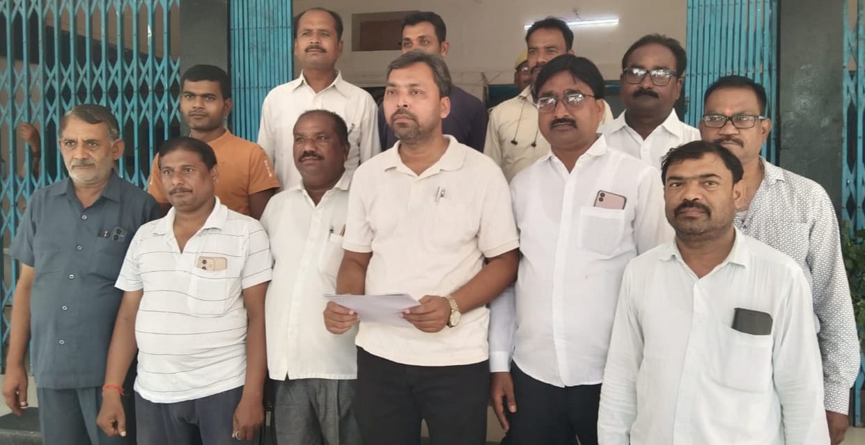 Traders demand zero MDR charges on UPI.