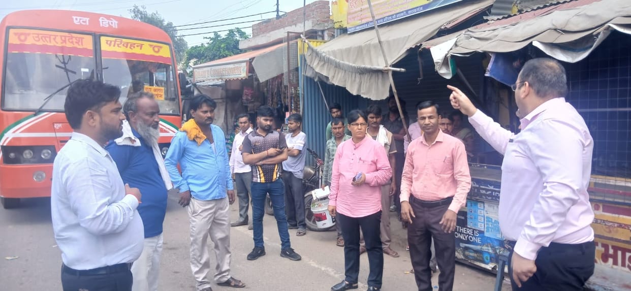 kasganj news road parking dm enrage