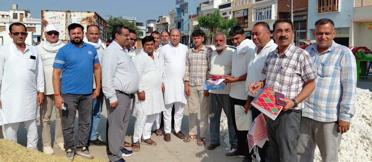 1509 Farmers honored for bringing the first heap of paddy