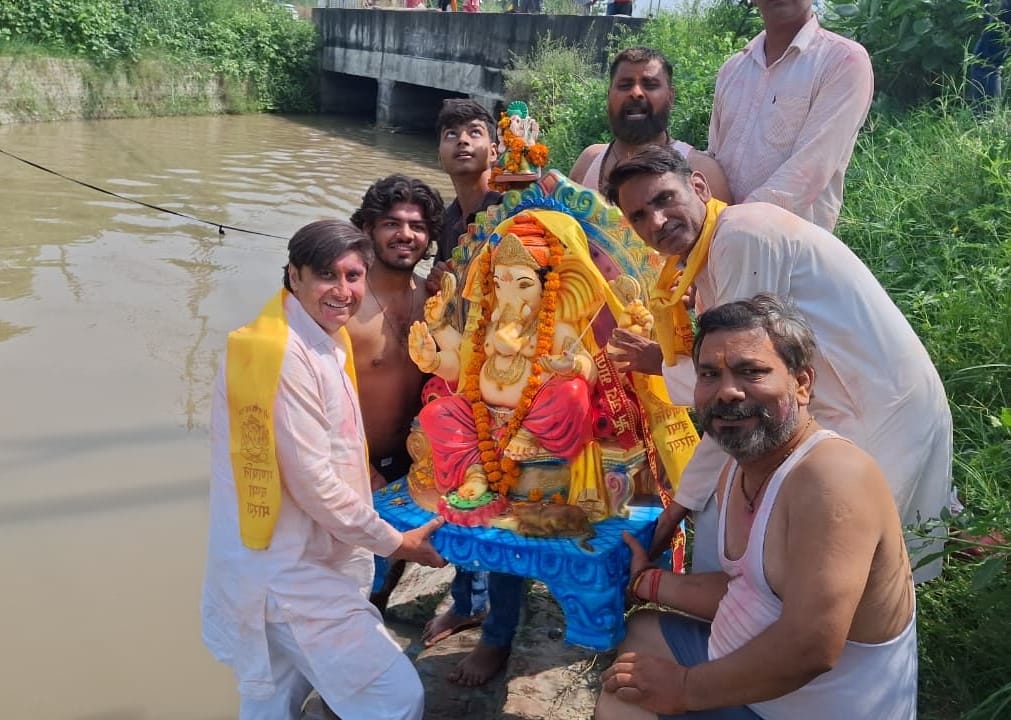Ganpati Mahotsav celebrated with great enthusiasm in Ward 5.