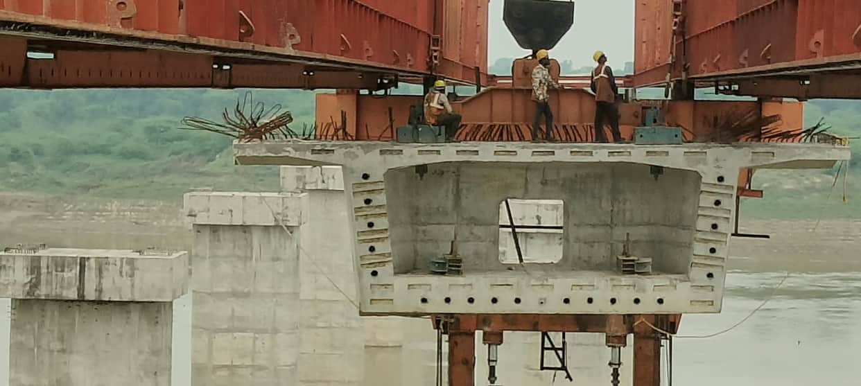Four spans completed, 11 remaining... how will construction be finished in three months?