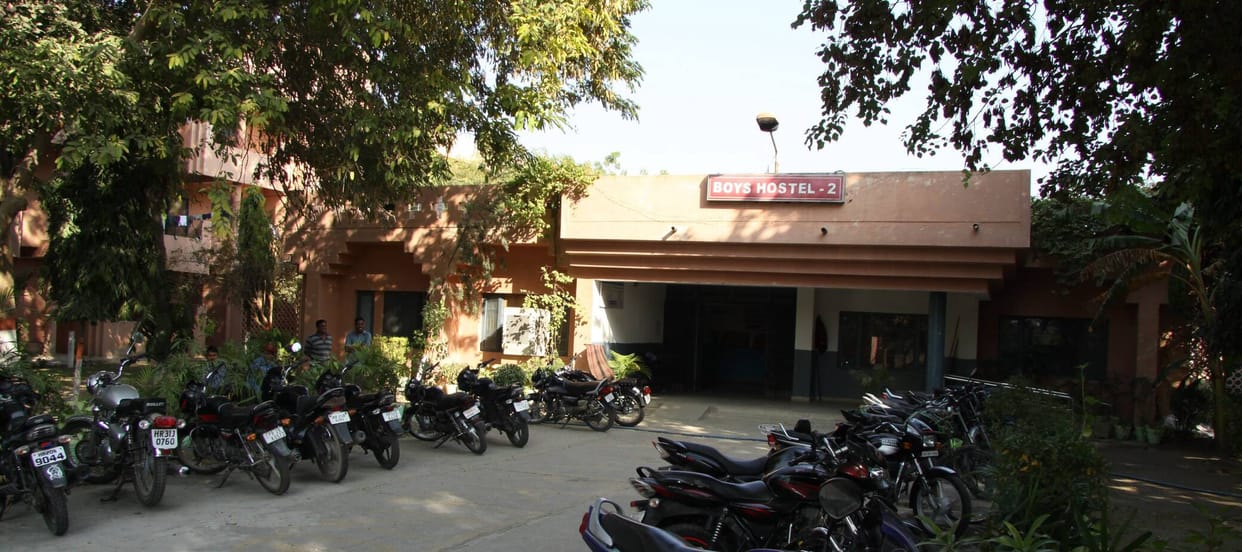 Got admission for the degree, but no space in the hostel.