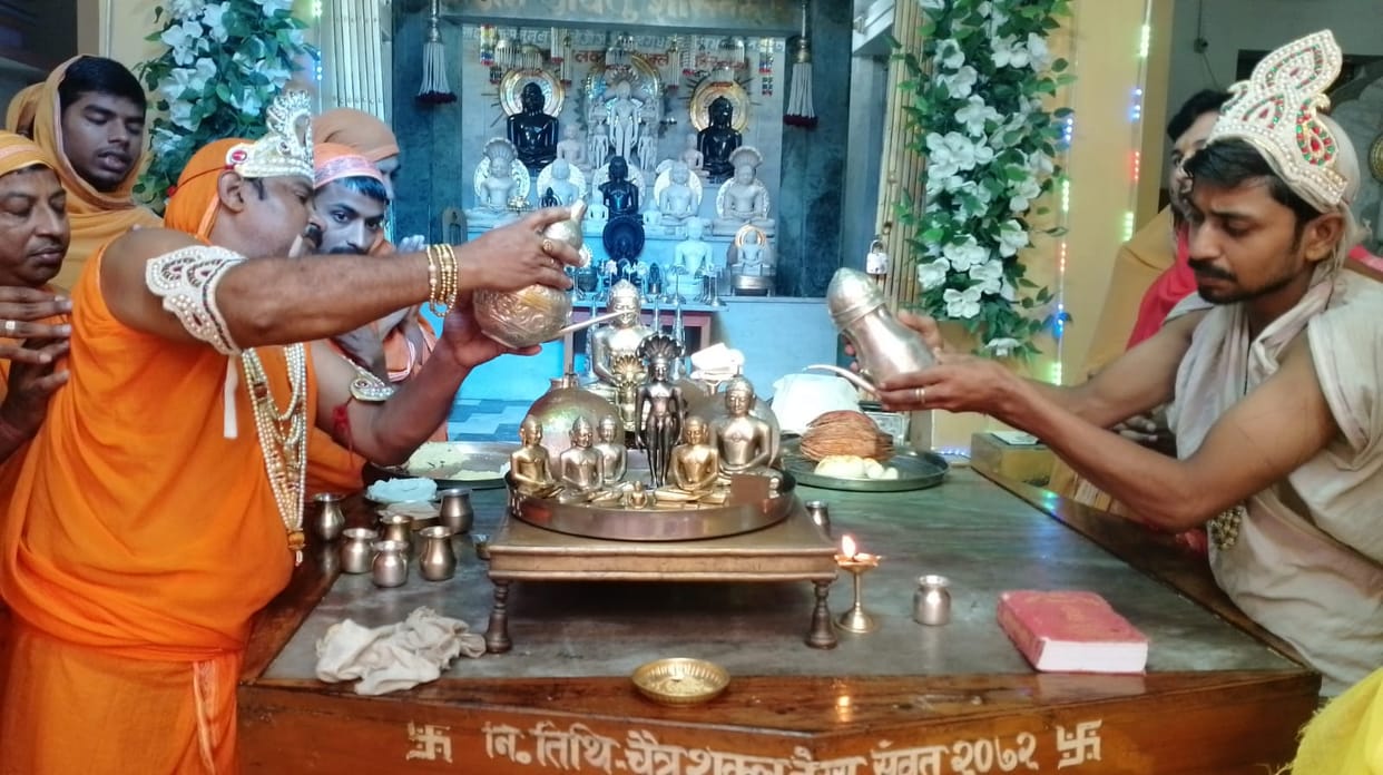 Shantidhara Mahabhishek of Lord Pushpadant