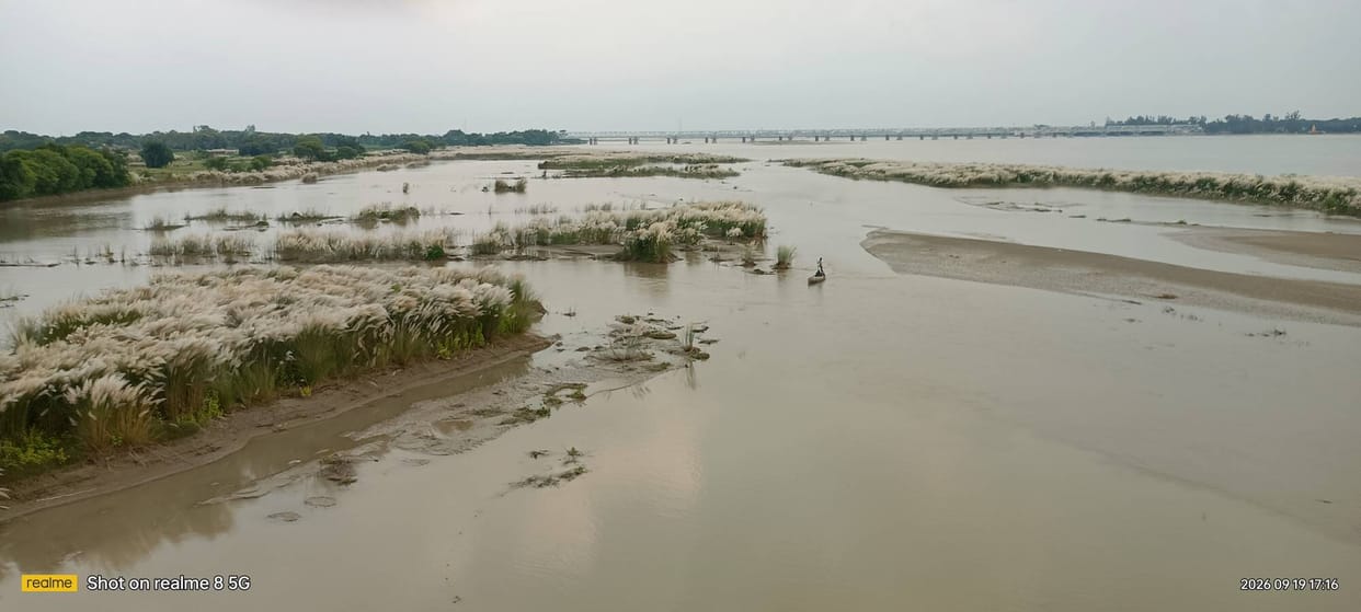 Saryu level drops to 14 cm below danger mark.