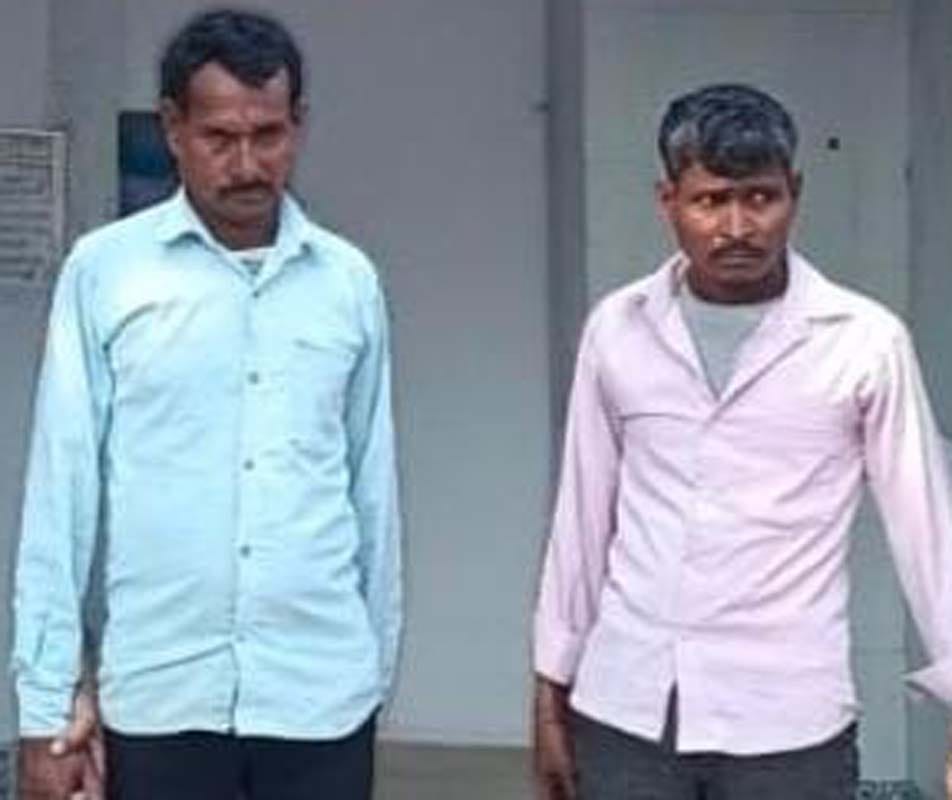 सदापुर के रामकृपाल की गैर इरादतन हत्या के आरोपी सोबरन और शिवसरन। स्रोत : पुलिस