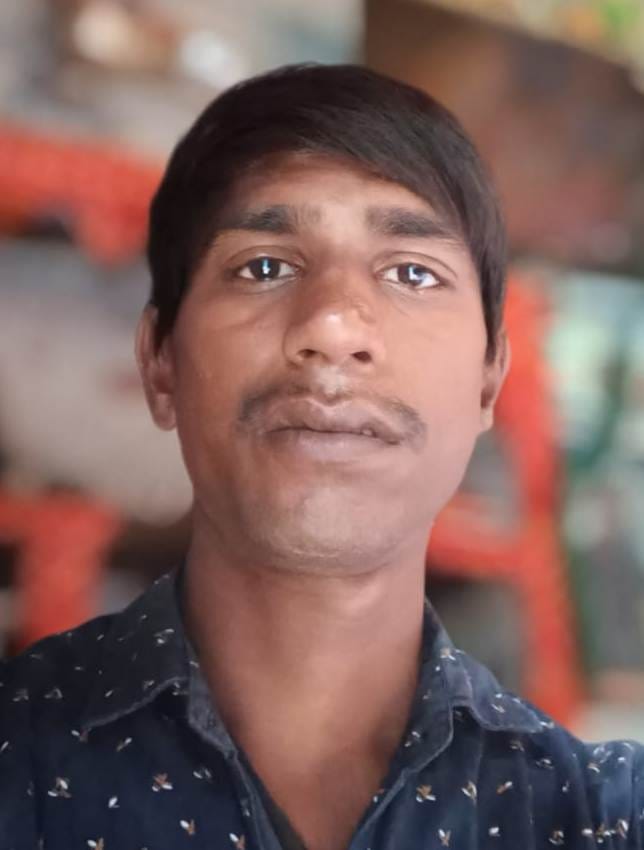 फोटो -10 मृतक सुनील सक्सेना की फाइल फोटो। स्रोत-परिजन