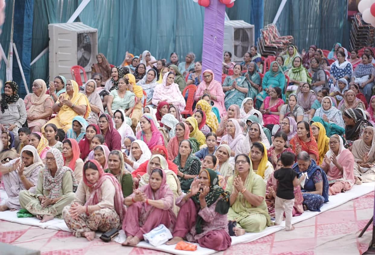 In Kaliyuga, the mantra 'Om Namah Shivaya' is the essence: Acharya Rajendra Maharaj