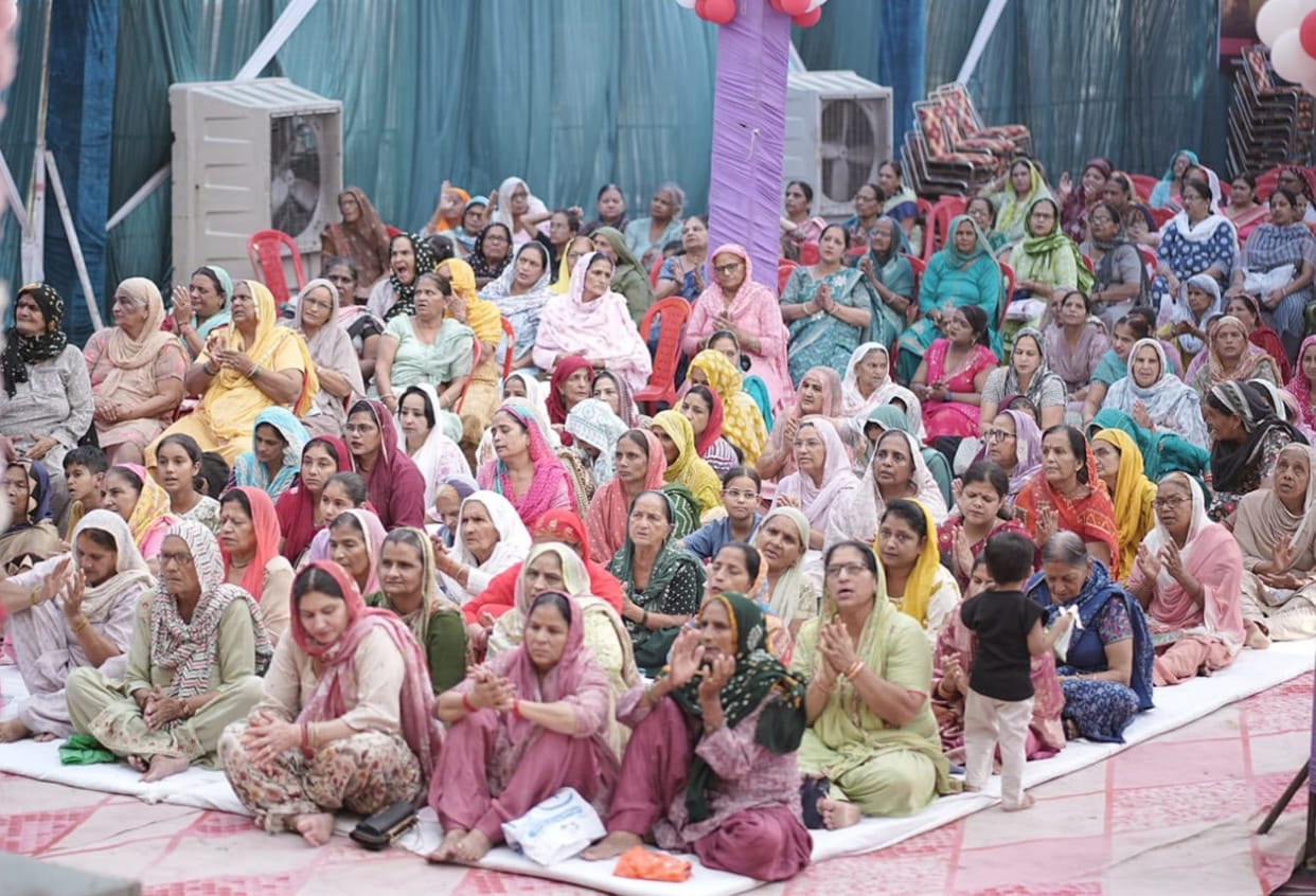 In Kaliyuga, the mantra 'Om Namah Shivaya' is the essence: Acharya Rajendra Maharaj