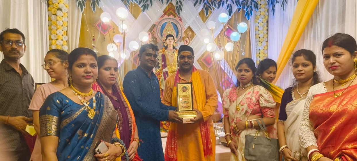 Lord Vishwakarma was worshipped with due rituals.