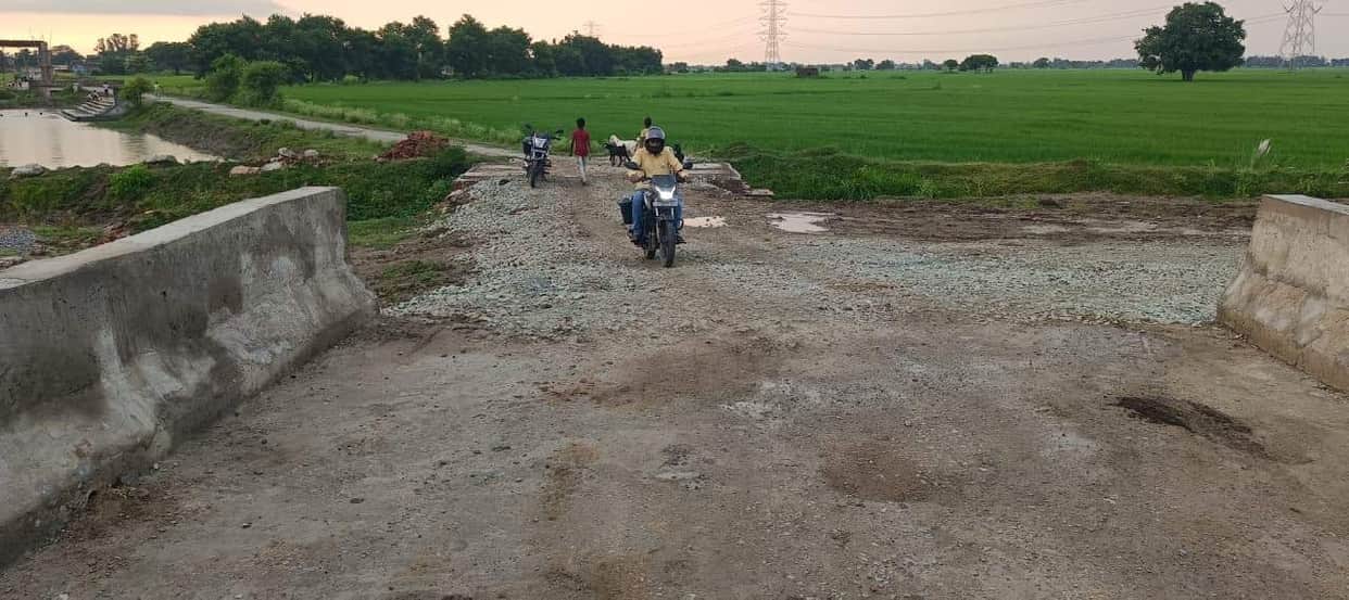 Traffic movement began after laying ballast on the approach road.