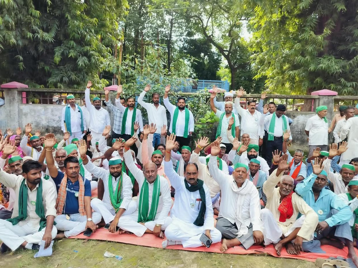 Farmers demanded an increase in sugarcane prices.