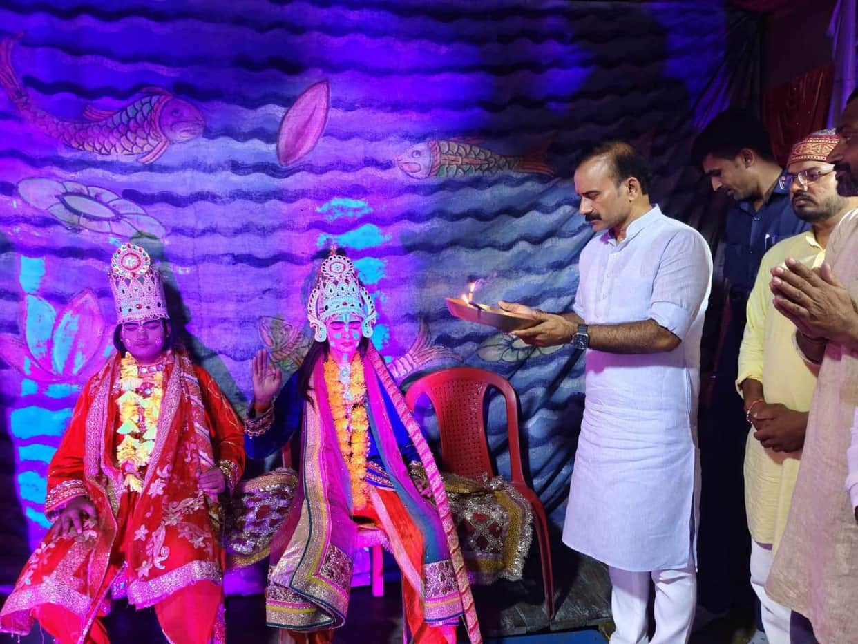 Devotees of the divine play were overcome with emotion upon witnessing the reunion of Ram and Sita.