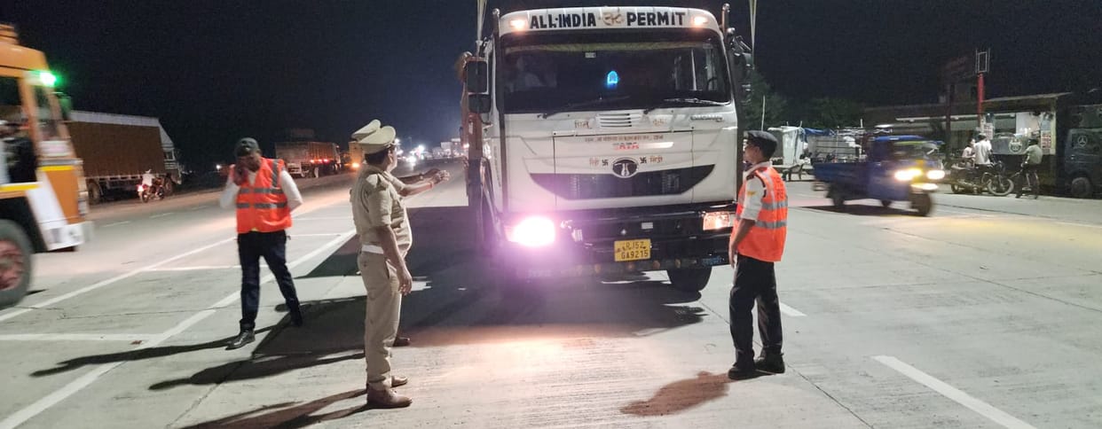 460 vehicles were challaned and a fine of Rs 7,82,500 was imposed.
