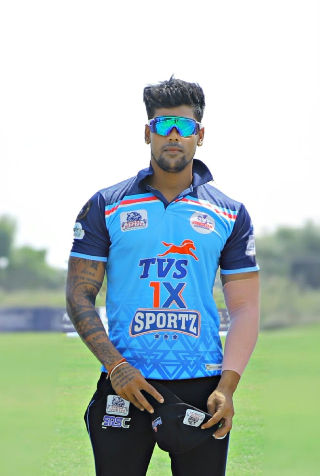 Amidst falling wickets, Agra's Vikas stood like a rock and steered Lotus to victory.