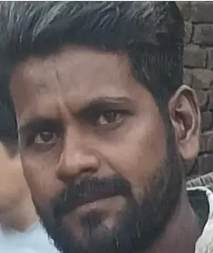 Tractor mechanic's body found hanging