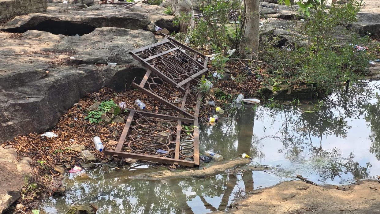 Four tourist sites were spruced up at a cost of 6 crore; 70 percent of the facilities have been destroyed within two years.