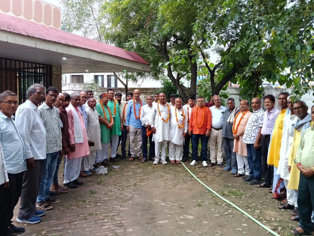 Ram Sahai became the President of the Rauniyar community, while Sanjay and Sanjeev became the General Secretaries.