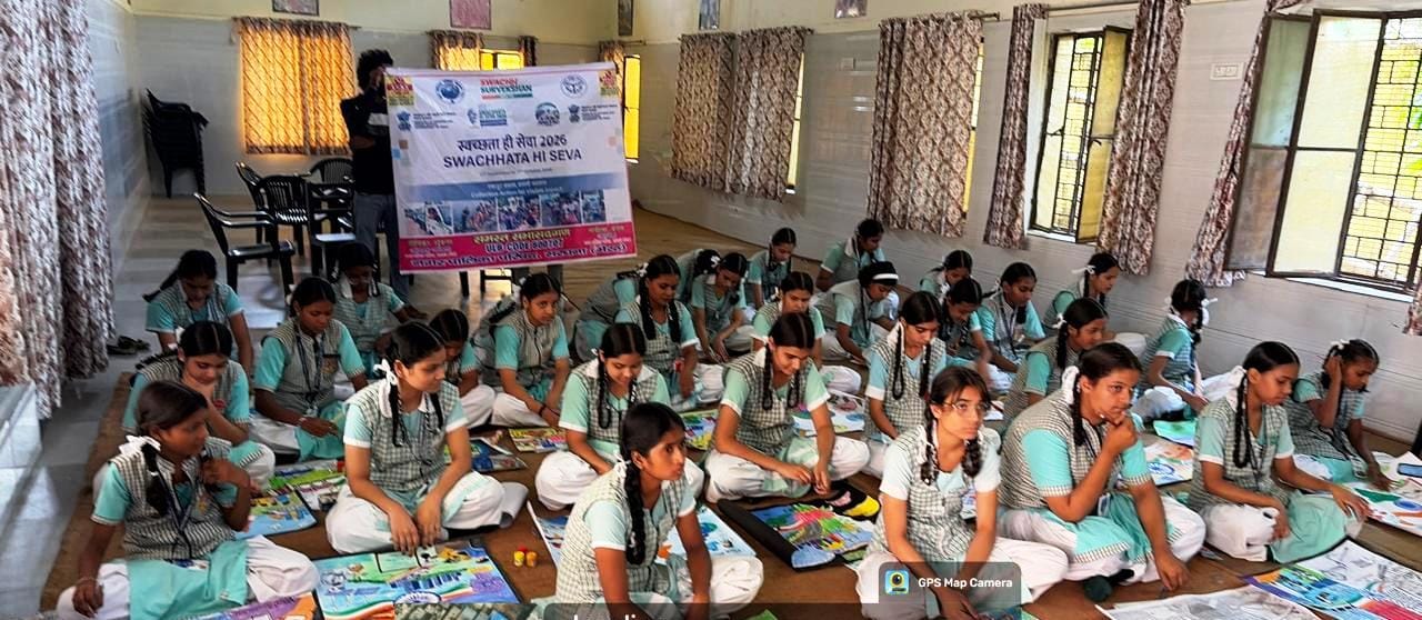 सरधना। स्वच्छता ही सेवा अभियान के तहत नगर पालिका की ओर से एसडी गर्ल्स इंटर कॉलेज में आयोजित चित