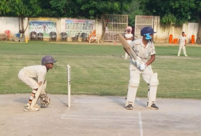 The Shah Club Red team won the match by two wickets.