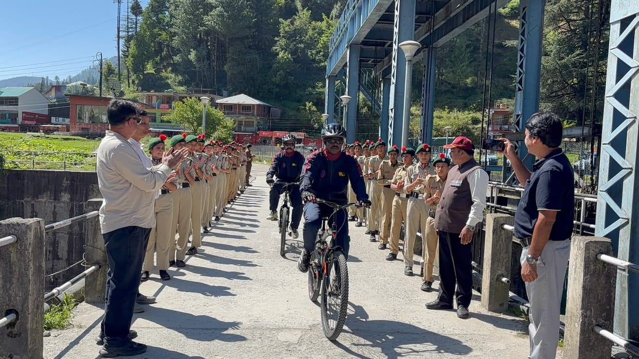 The trekking team reached Barot after crossing the Dhauladhar mountains.