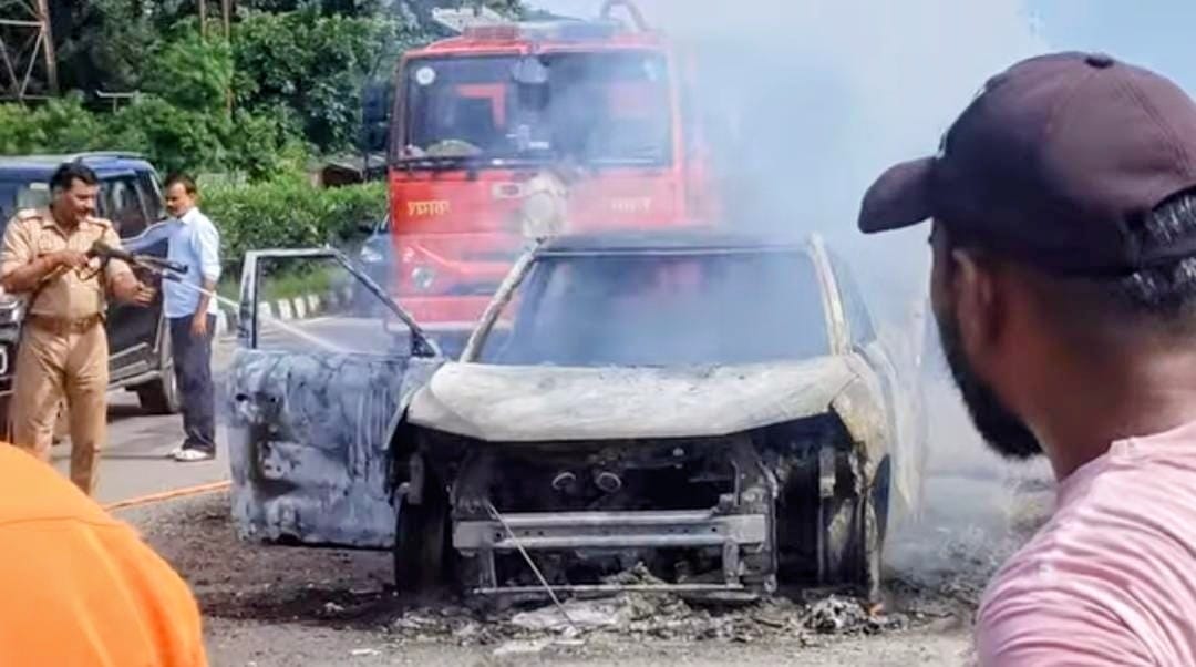 Clutch failed; moving SUV caught fire.