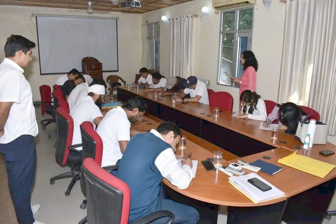 Officers and employees demonstrated their talent in translation and dictation