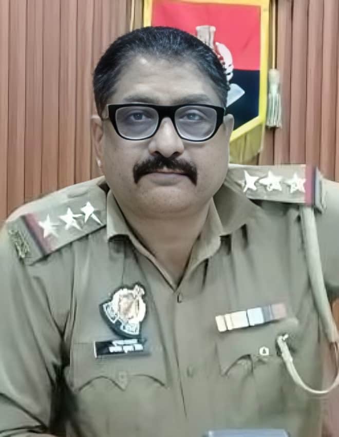 Four police personnel, including the Akbarpur Inspector, and a Lekhpal suspended.