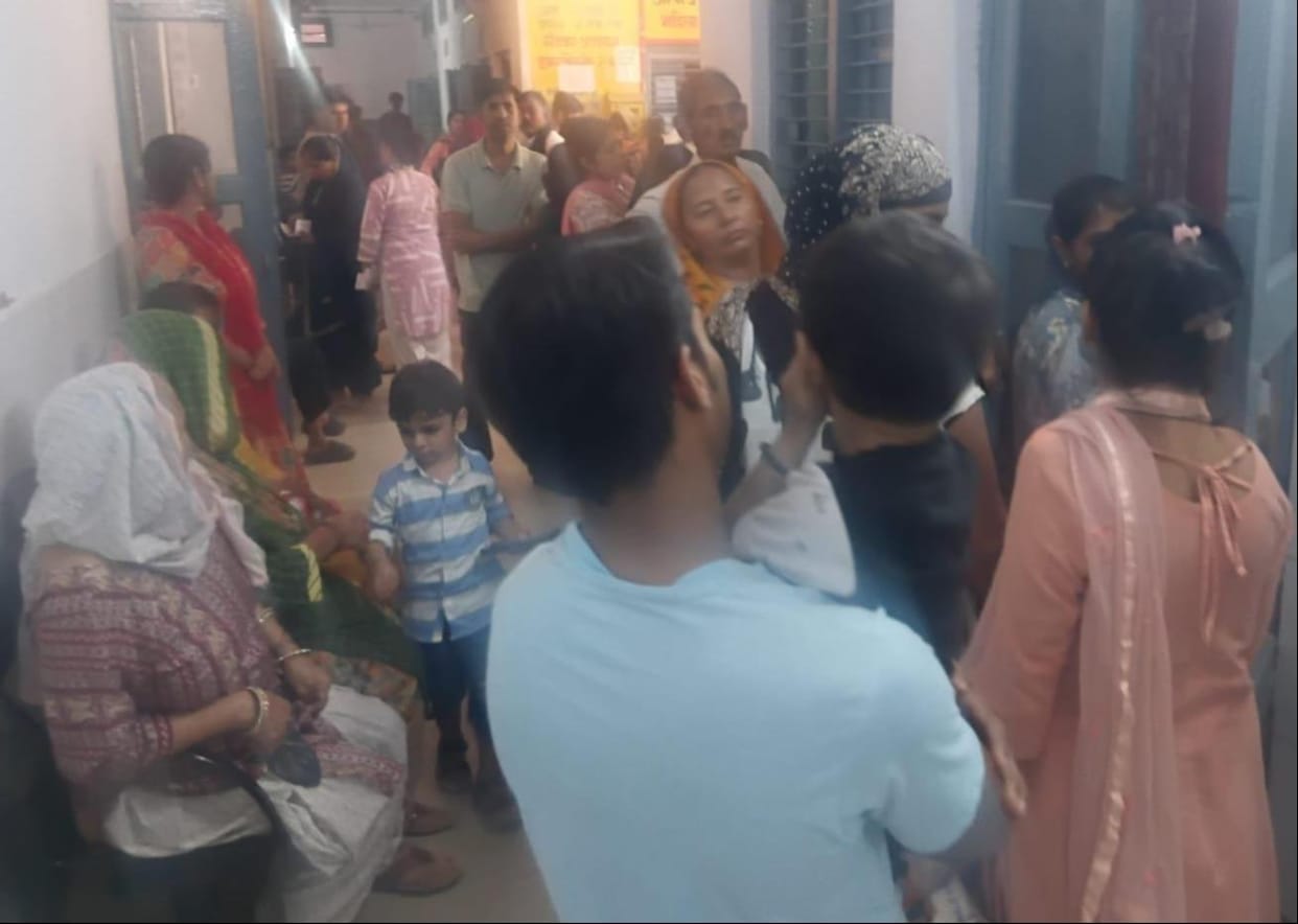 Doctor on leave at CHC; crowd of patients continued to gather at the OPD.