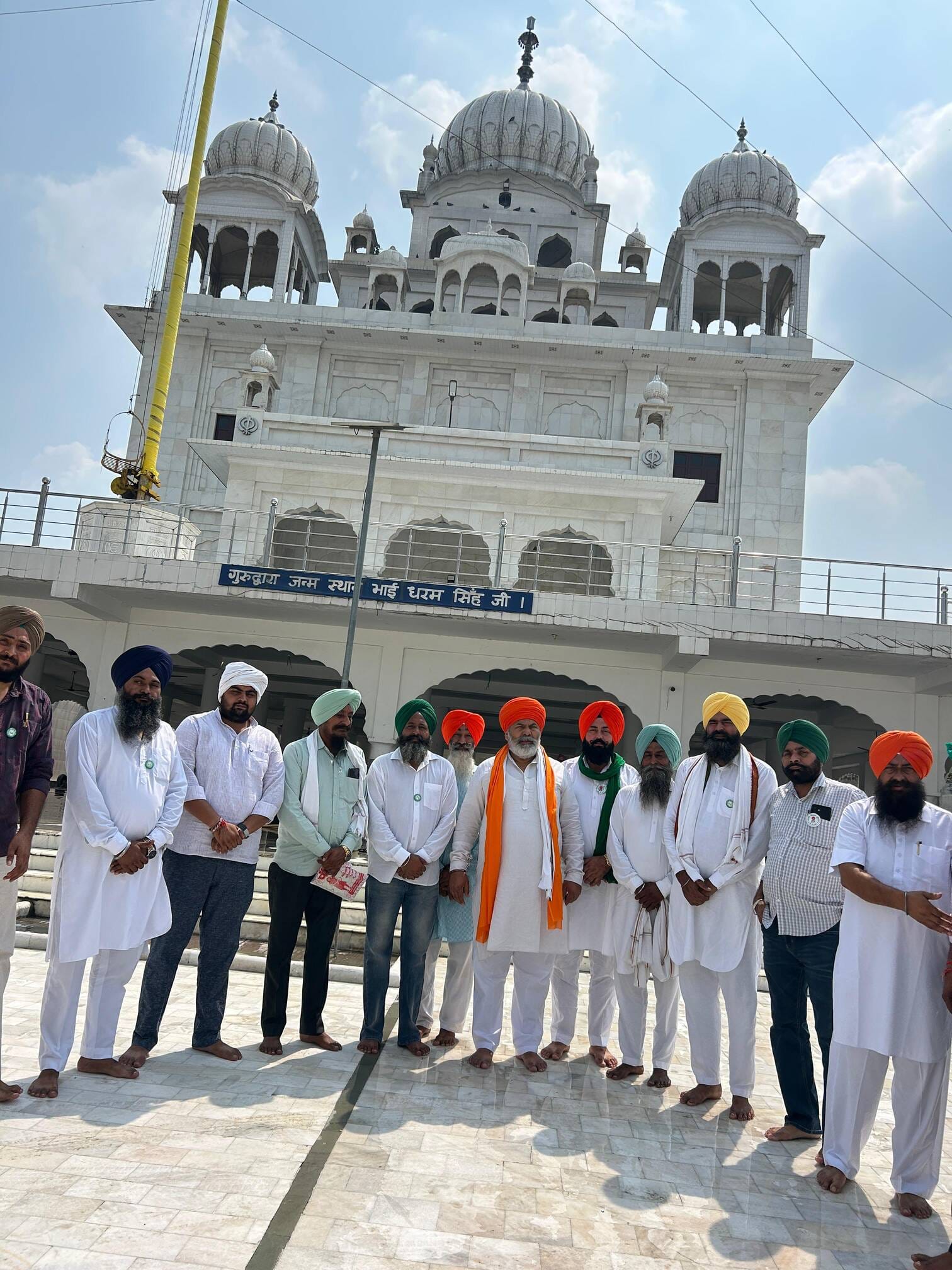 सैफपुर कर्मचंदपुर में भाई धर्म सिंह गुरुद्वारा साहिब पहुंचे राकेश टिकैत स्रोत स्वयं