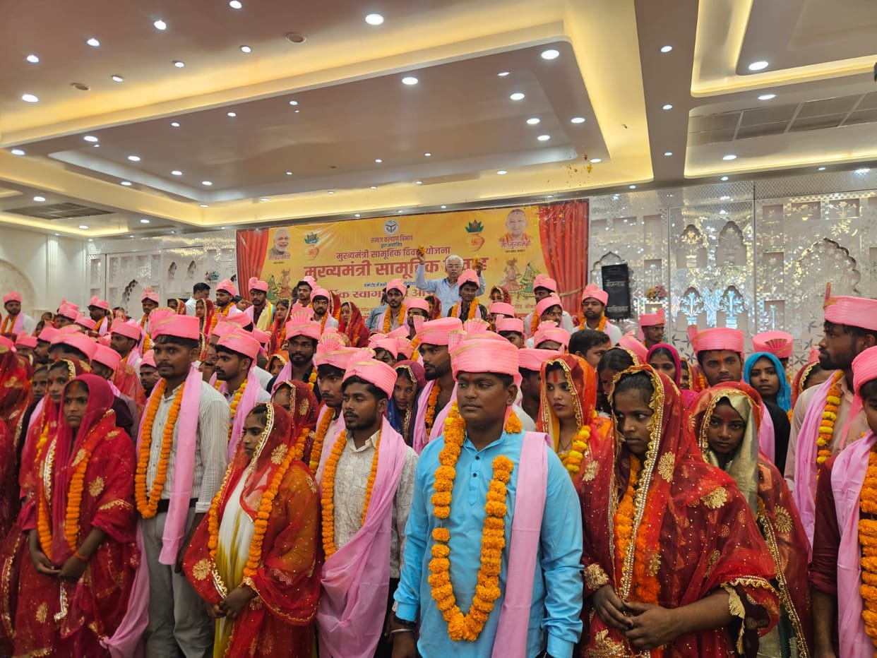 201 couples tied the knot in accordance with religious rituals.
